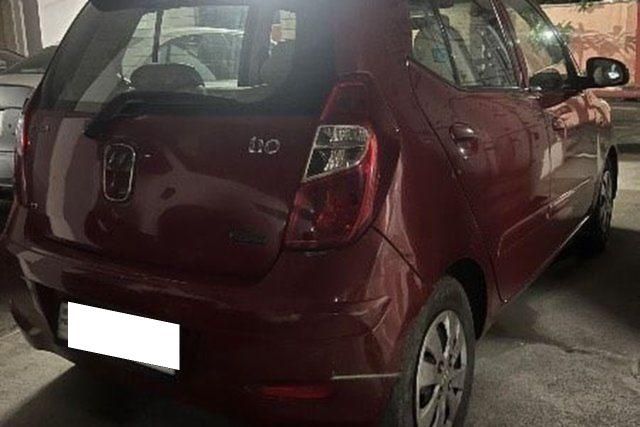 Hyundai i10 Era Second-hand 2011 Hyundai i10 Era for sale in Noida
