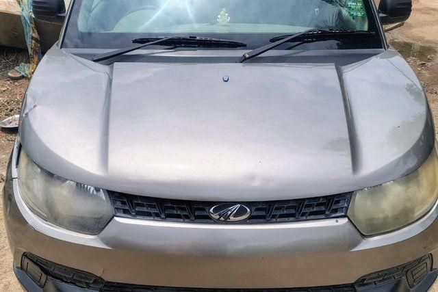 Mahindra KUV 100 mFALCON D75 K4 Second-hand 2016 Mahindra KUV 100 mFALCON D75 K4 for sale in Latur