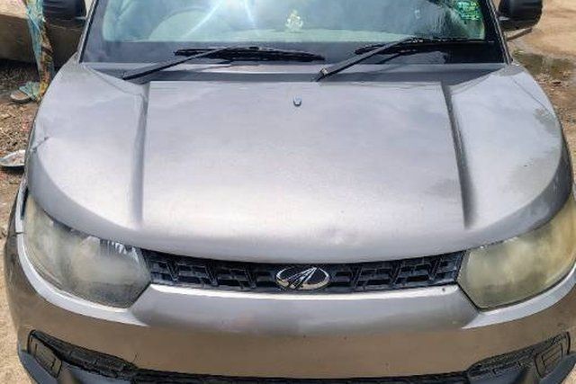 Mahindra KUV 100 mFALCON G80 K4 Second-hand 2016 Mahindra KUV 100 mFALCON G80 K4 for sale in Latur