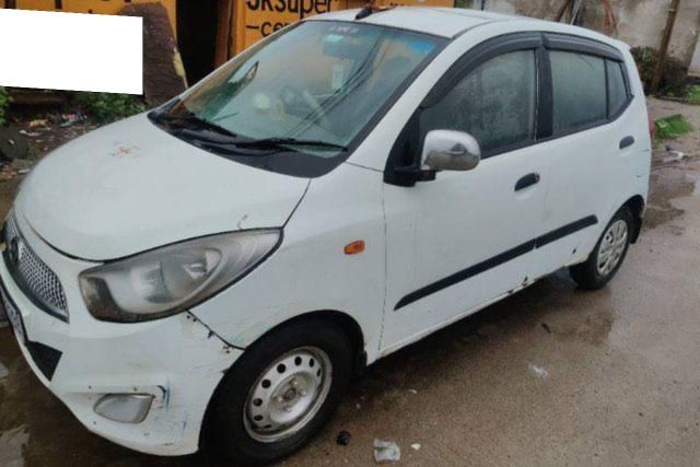 Hyundai i10 Era 1.1 iTech SE Second-hand 2012 Hyundai i10 Era 1.1 iTech SE for sale in Tikamgarh