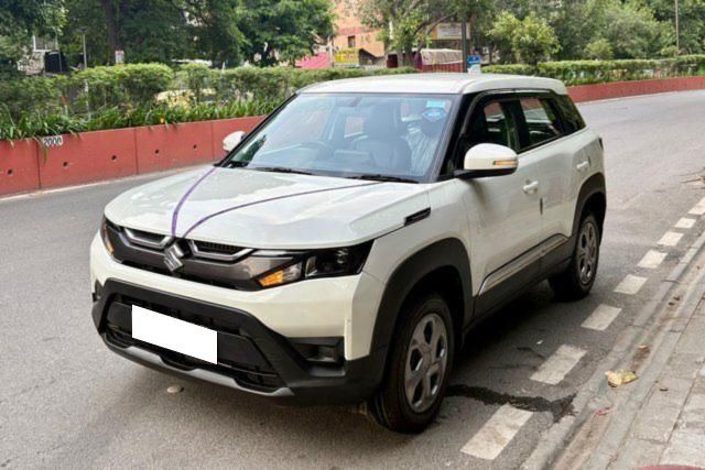 Maruti Suzuki Brezza Vxi Second-hand 2024 Maruti Suzuki Brezza Vxi for sale in New Delhi