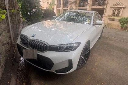 2023 BMW 3 Series Long Wheelbase 330Li M Sport First Edition