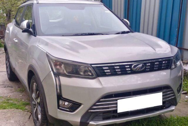 Mahindra XUV300 W8 Option Diesel BSIV Second-hand 2020 Mahindra XUV300 W8 Option Diesel BSIV for sale in Srinagar