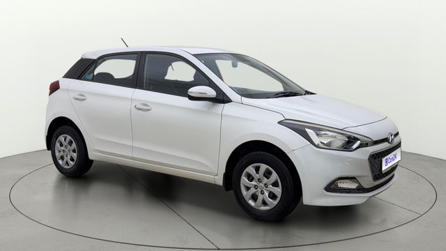 Hyundai i20 Sportz 1.2 Second-hand 2017 Hyundai i20 Sportz 1.2 for sale in Ahmedabad