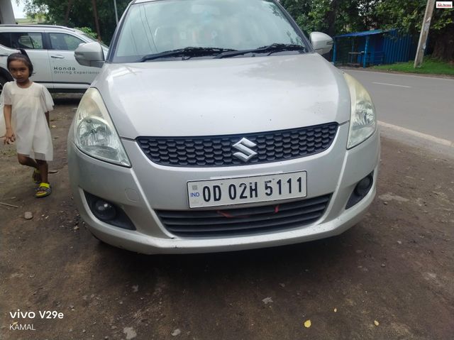 Second-hand 2013 Maruti Suzuki Swift VXI for sale in Bhubaneswar