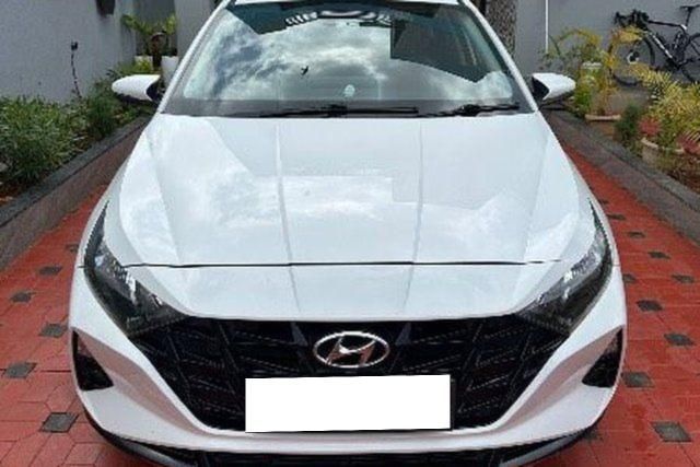 Hyundai i20 Sportz Second-hand 2023 Hyundai i20 Sportz for sale in Hubli