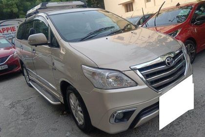 Used 2.5 VX (Diesel) 7 Seater