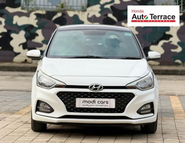 Second-hand 2018 Hyundai i20 Asta for sale in Mumbai
