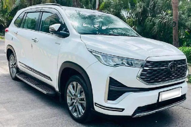 Toyota Innova Hycross VX 7STR Hybrid Second-hand 2024 Toyota Innova Hycross VX 7STR Hybrid for sale in Mumbai