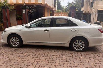 2016 Toyota Camry 2.5 जी