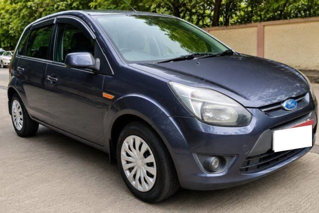 Ford Figo Petrol Titanium Second-hand 2010 Ford Figo Petrol Titanium for sale in Mumbai