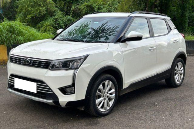 Mahindra XUV300 W8 AMT Diesel BSIV Second-hand 2019 Mahindra XUV300 W8 AMT Diesel BSIV for sale in Navi Mumbai