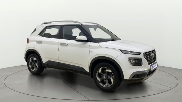Hyundai Venue SX Plus Turbo DCT Second-hand 2021 Hyundai Venue SX Plus Turbo DCT for sale in Ahmedabad
