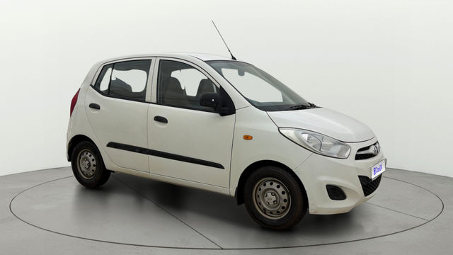 Hyundai i10 Magna 1.1L Second-hand 2015 Hyundai i10 Magna 1.1L for sale in New Delhi