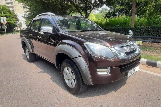 Isuzu D-Max 4X4 Second-hand 2016 Isuzu D-Max 4X4 for sale in Chandigarh