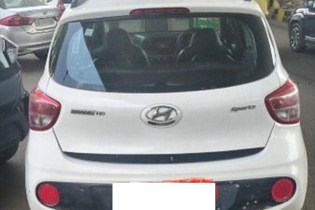 Hyundai Grand i10 1.2 Kappa Sportz BSIV Second-hand 2018 Hyundai Grand i10 1.2 Kappa Sportz BSIV for sale in New Delhi