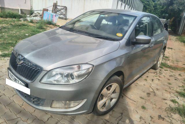 Skoda Rapid 1.5 TDI Elegance Plus Second-hand 2015 Skoda Rapid 1.5 TDI Elegance Plus for sale in Bangalore