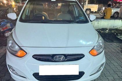2013 Hyundai Verna 1.6 CRDi ईएक्स AT