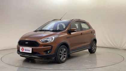Used Titanium Petrol BSIV