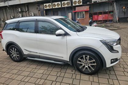 2025 Mahindra XUV700 AX7L 7Str Diesel AT