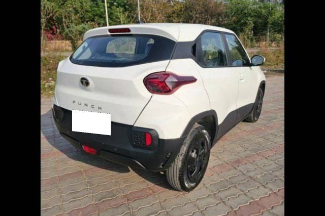 Tata Punch Adventure AMT Second-hand 2024 Tata Punch Adventure AMT for sale in New Delhi
