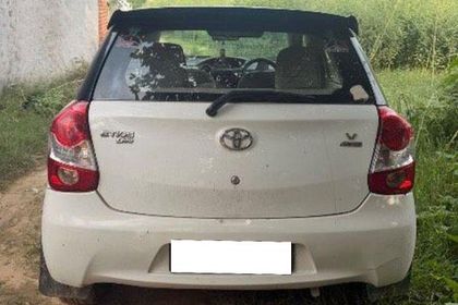 2016 Toyota Etios Liva V