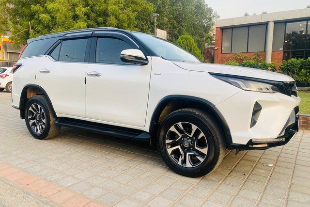 Toyota Fortuner Legender 4x2 AT Second-hand 2023 Toyota Fortuner Legender 4x2 AT for sale in Ahmedabad