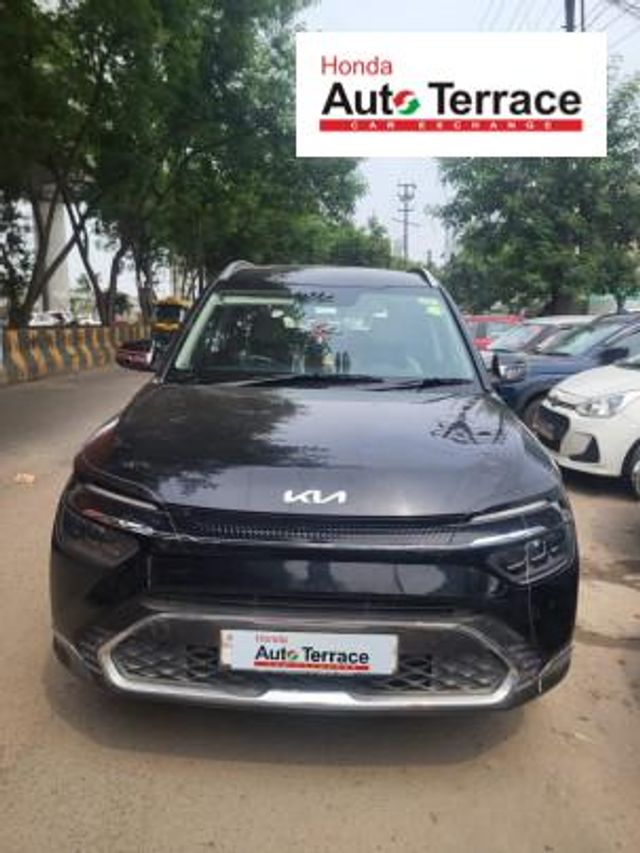 Kia Carens Luxury Plus DCT Second-hand 2023 Kia Carens Luxury Plus DCT for sale in Noida
