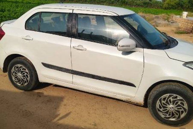 Second-hand 2015 Maruti Suzuki Swift Dzire VDI for sale in Nagaur