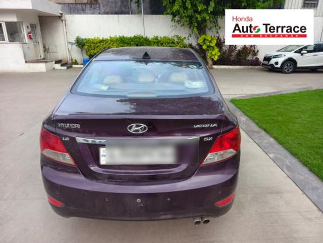 Hyundai Verna 1.6 VTVT Second-hand 2012 Hyundai Verna 1.6 VTVT for sale in Vadodara