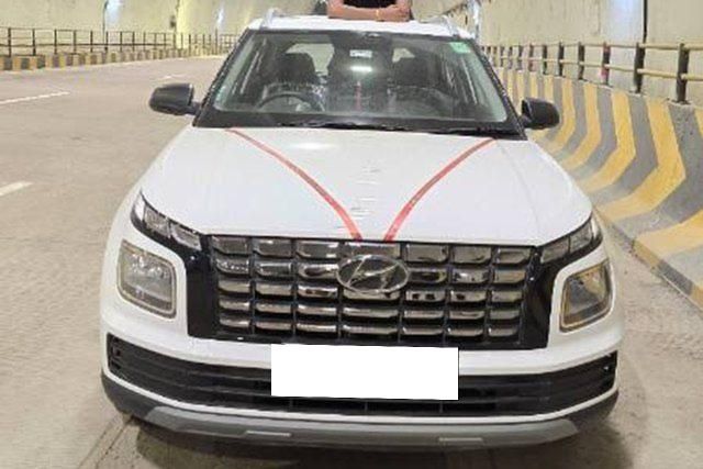 Hyundai Venue E Plus Second-hand 2024 Hyundai Venue E Plus for sale in Sidhi