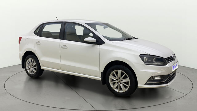 Volkswagen Ameo 1.5 TDI Highline Second-hand 2016 Volkswagen Ameo 1.5 TDI Highline for sale in Ahmedabad