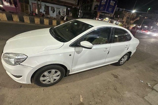 Second-hand 2014 Skoda Rapid 1.6 MPI Active for sale in Vijayawada