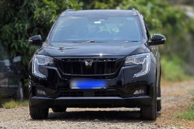 Second-hand 2024 Mahindra XUV700 AX7L 7Str AT for sale in Pathanamthitta