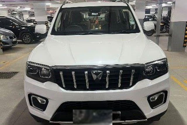 Mahindra Scorpio N Z8T Second-hand 2025 Mahindra Scorpio N Z8T for sale in Bangalore