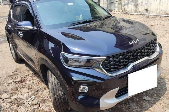Kia Sonet HTK Plus Second-hand 2023 Kia Sonet HTK Plus for sale in Kolkata