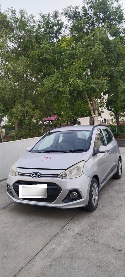 2015 Hyundai Grand i10 Sportz