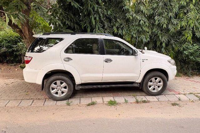 Second-hand 2012 Toyota Fortuner 4x4 MT for sale in Mohali