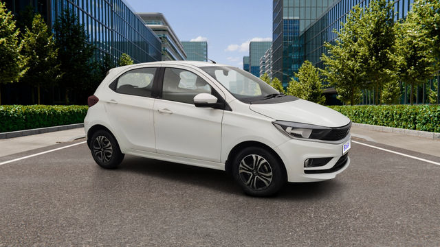 Second-hand 2020 Tata Tiago XZA for sale in Pune