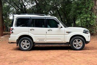 Used S10 7 Seater 2WD