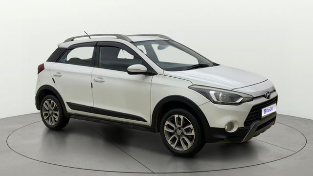 Hyundai i20 Active 1.2 S Second-hand 2017 Hyundai i20 Active 1.2 S for sale in Thane