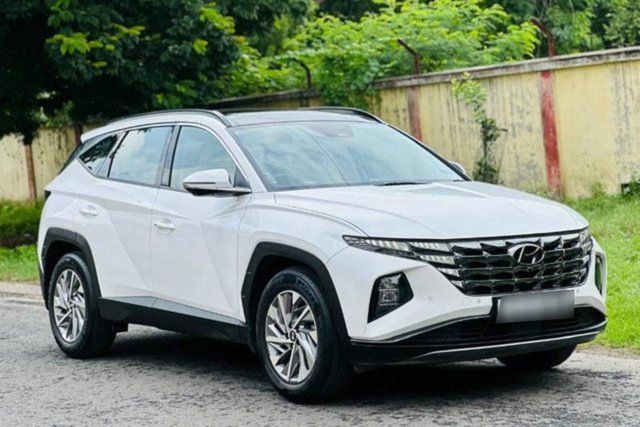 Hyundai Tucson Signature Diesel AT Second-hand 2023 Hyundai Tucson Signature Diesel AT for sale in Navsari