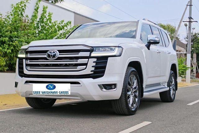 Toyota Land Cruiser 300 ZX Second-hand 2025 Toyota Land Cruiser 300 ZX for sale in Coimbatore