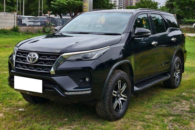 Second-hand 2024 Toyota Fortuner 4X2 Diesel AT for sale in Ahmedabad