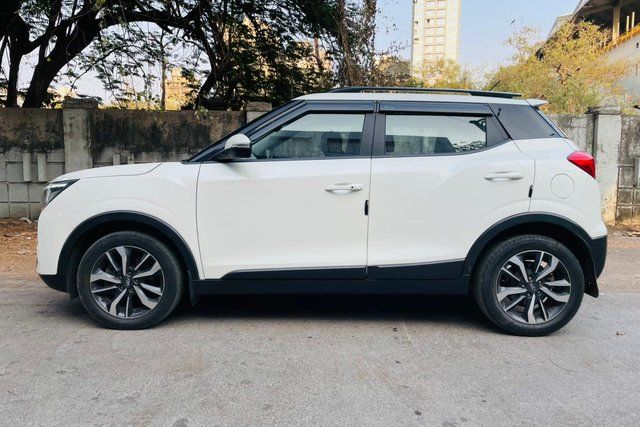 Mahindra XUV300 W8 AMT Optional Diesel BSVI Second-hand 2020 Mahindra XUV300 W8 AMT Optional Diesel BSVI for sale in Mumbai