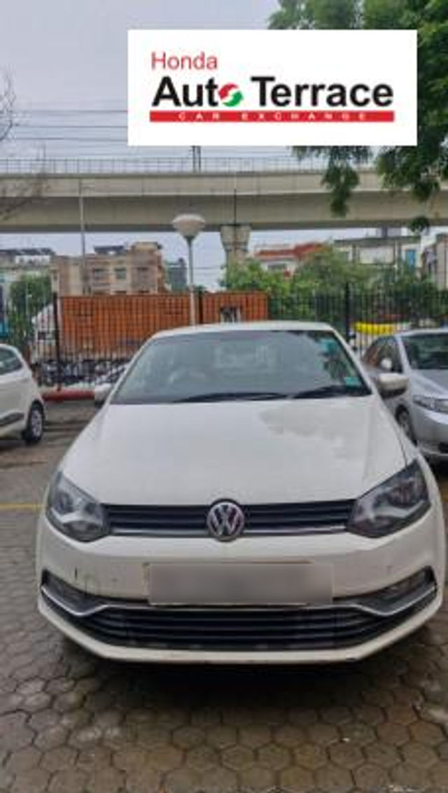 Volkswagen Polo 1.2 MPI Trendline Second-hand 2015 Volkswagen Polo 1.2 MPI Trendline for sale in New Delhi