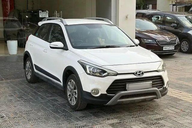 Hyundai i20 Active 1.2 S Second-hand 2015 Hyundai i20 Active 1.2 S for sale in Nashik