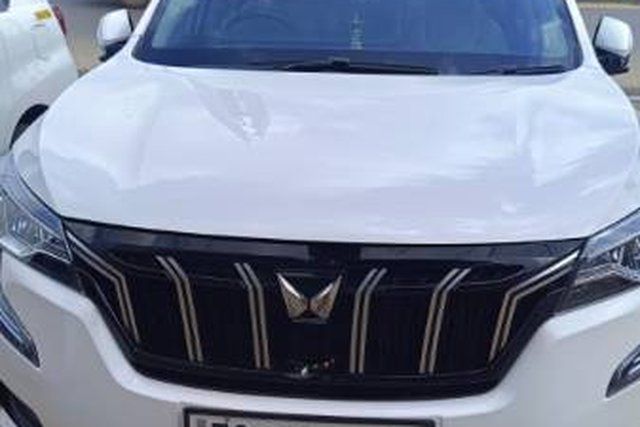 Second-hand 2025 Mahindra XUV700 AX7 7Str Diesel AT for sale in Hyderabad