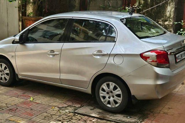 Honda Amaze S i-Vtech Second-hand 2015 Honda Amaze S i-Vtech for sale in Mumbai