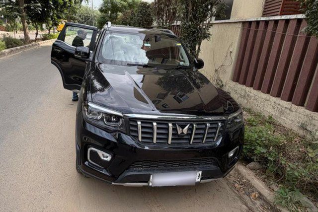 Mahindra Scorpio N Z8L 2023-2025 Second-hand 2024 Mahindra Scorpio N Z8L 2023-2025 for sale in New Delhi